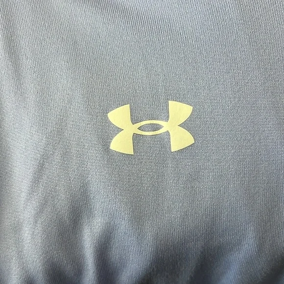 Under Armour Women's Hoodie Size Small - Picture 7 of 7